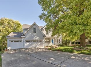 7503 Summit St, Shawnee, KS 66216