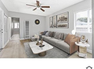 310 W Magnolia St, Compton, CA 90220
