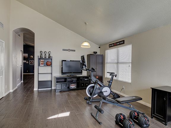 5th image of 1400 E Sierra Madre Ave