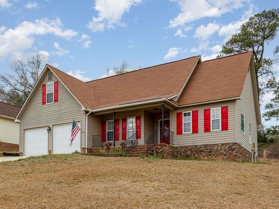 317 Nettletree Ln, Fayetteville, NC 28301