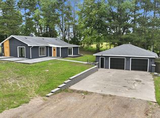 3941 357th Ave NW, Cambridge, MN 55008