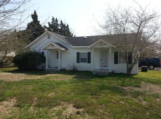 611 Broad Creek Loop Rd, Newport, NC 28570