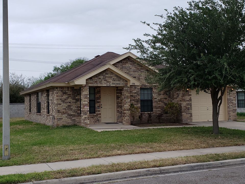 1st image of 1306 Adela Dr