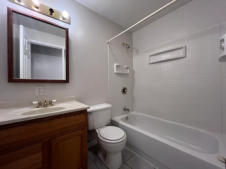 325 S Courtland Ave #4 — Photo 8