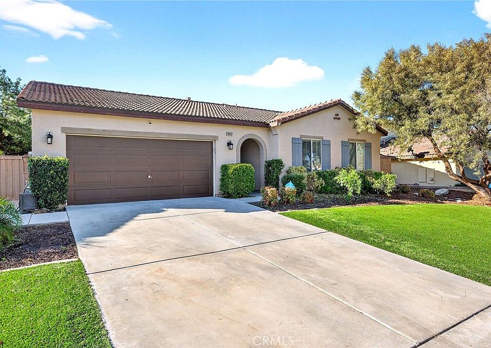 1st image of 34127 Silk Tassel Rd