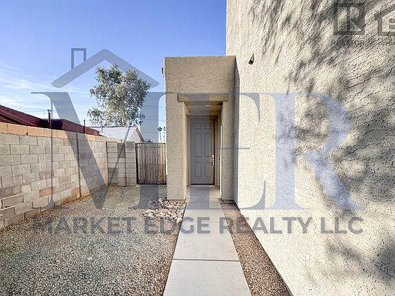5th image of 721 E Carol Ave #A