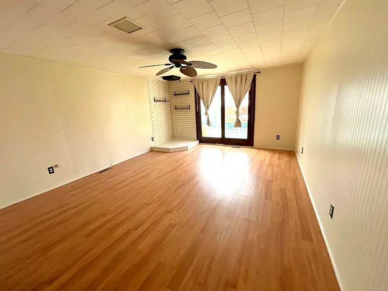 766 Harding Ave — Photo 20