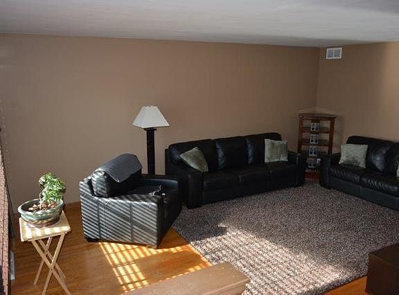3rd image of 18529 Christina Dr