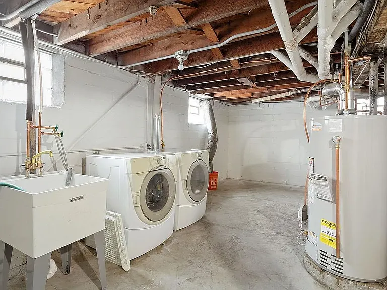 Laundry/Basement