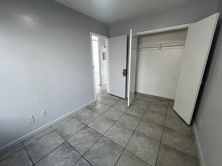 4777 Lantana Dr — Photo 6