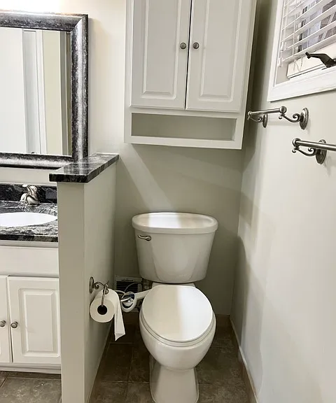 1105 N Taylor St — Photo 36