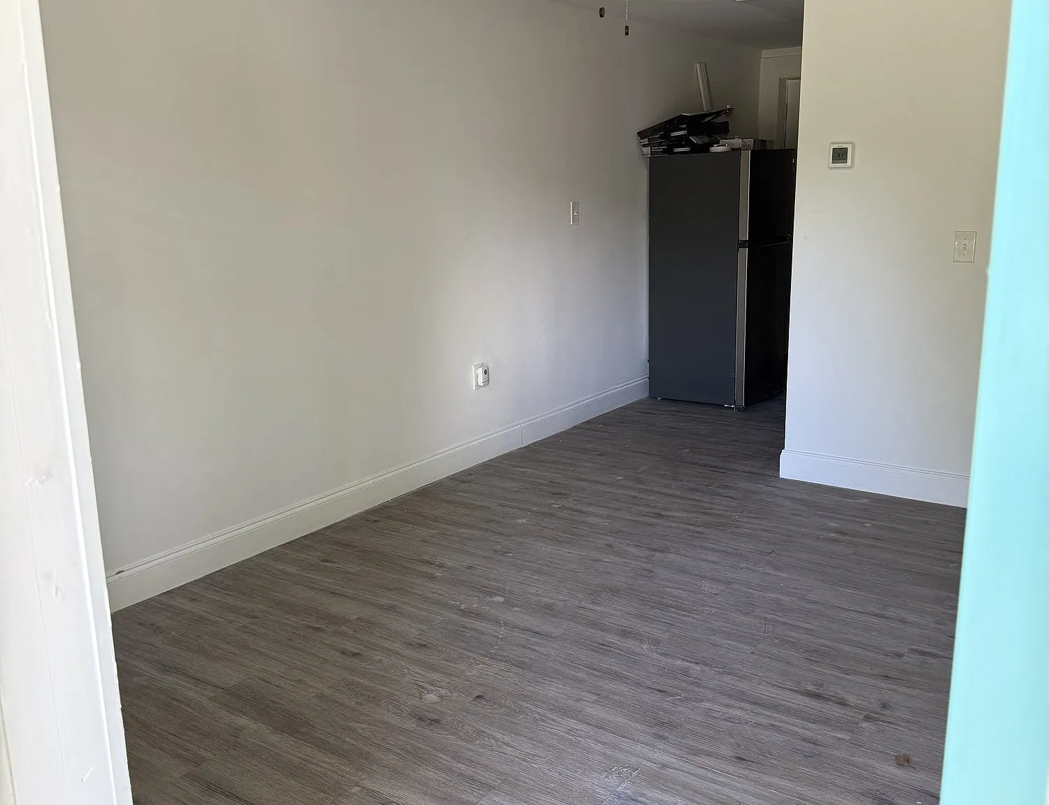 2120 Caljon Rd — Photo 2