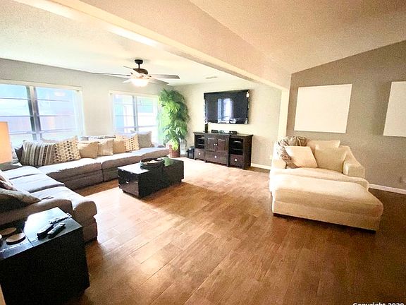 3rd image of 12322 La Albada St