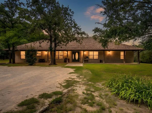1110 Jones Rd, Weatherford, TX 76088