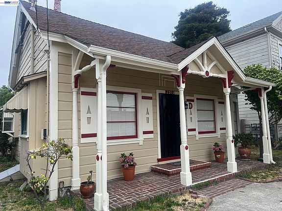 5th image of 2305 San Jose Ave