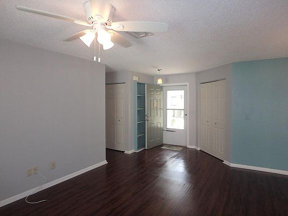 3rd image of 24 Lake Forest Ct #24