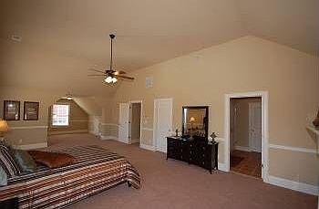 2nd image of 412 Guilford Pl