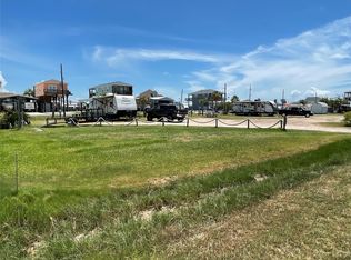 1204 N Monkhouse Dr, Crystal Beach, TX 77650