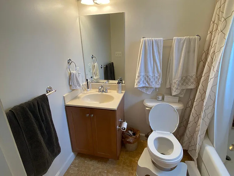 1417 Newton St NW #503 — Photo 13