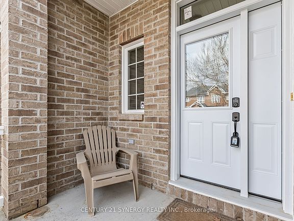 4th image of 430 Foxhall Way