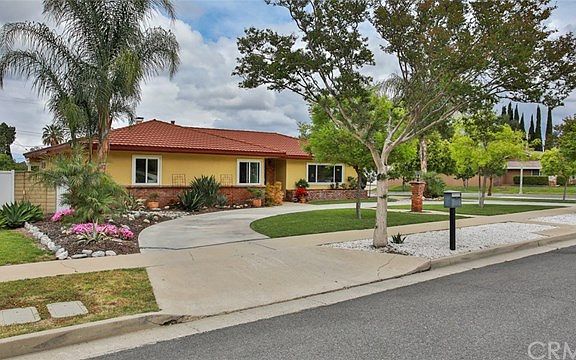 3rd image of 711 Alta Vista Ave