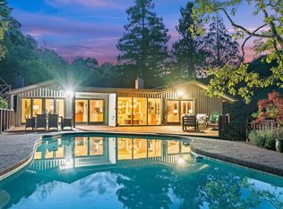 25 Bear Ridge Rd, Orinda, CA 94563