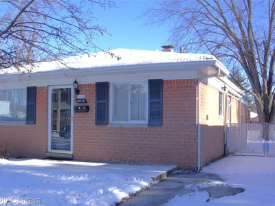 8074 Nightingale St, Dearborn Heights, MI, 48127