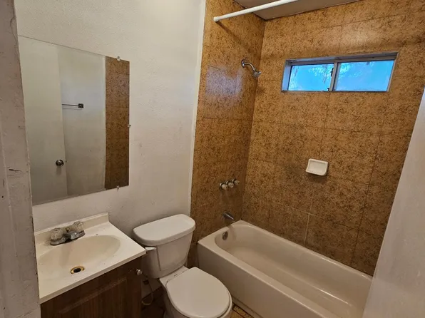 66040 4th St APT D, Desert Hot Springs, CA 92240