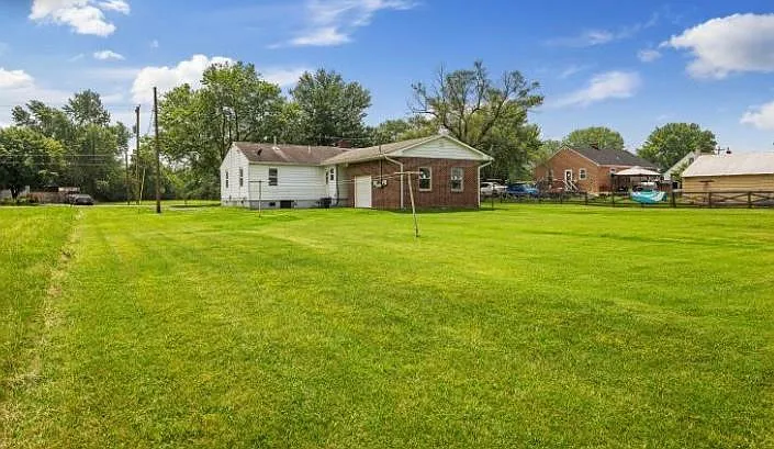 503 Stephenson Rd — Photo 16