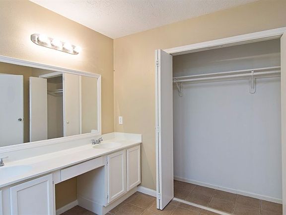 3rd image of 7338 Puerta Vallarta Dr