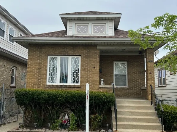 7416 W Addison St, Chicago, IL 60634