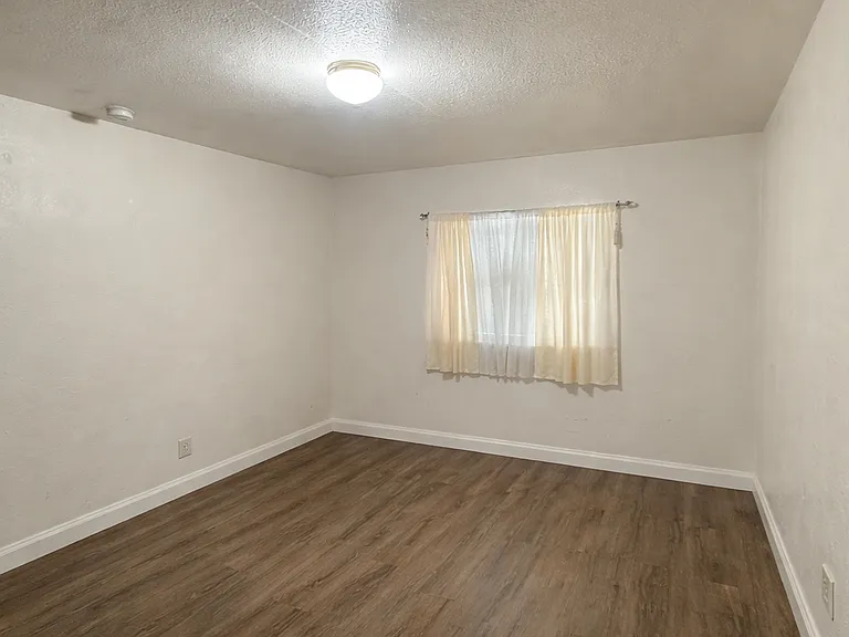 232 E Phillips St #3 — Photo 3