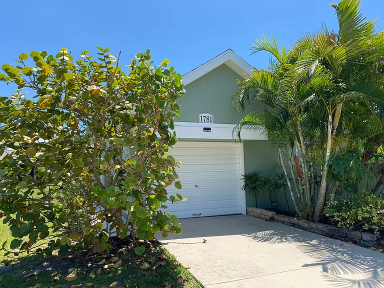 1781 SE Linpark Ct — Photo 6