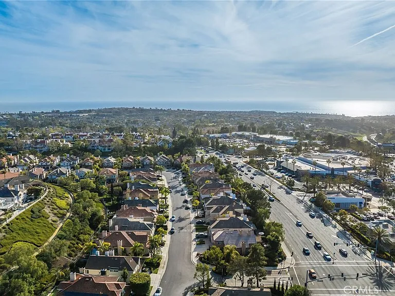 6 Westwind — Photo 11