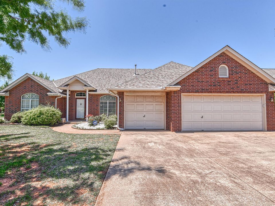 1st image of 15501 Arbuckle Hts