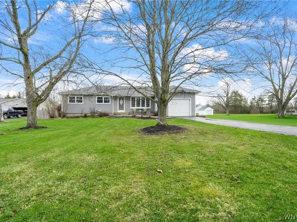 4710 Meyer Rd, North Tonawanda, NY 14120