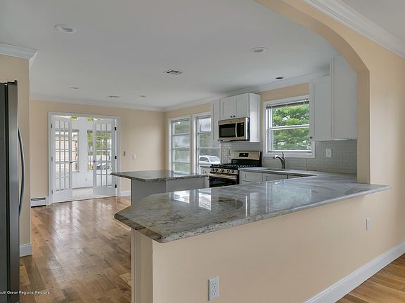 2nd image of 65 Buena Visa Ct