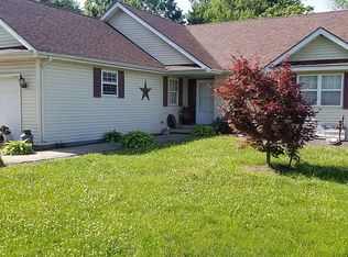 210 Pine St, Carlinville, IL 62626