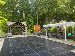 181 Silver Beech Rd #2, Southbury, CT 06488