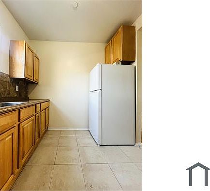 3rd image of 319 Beach 44th St #2