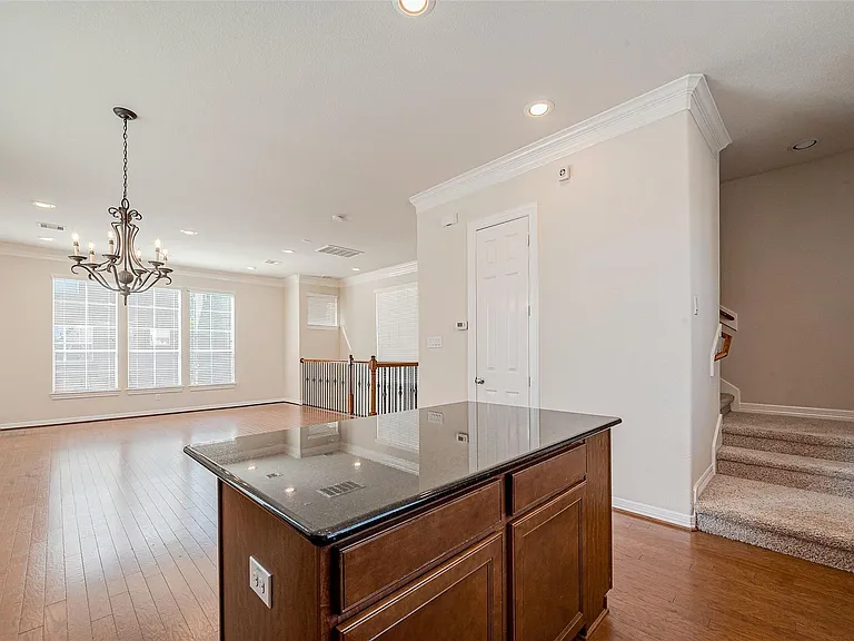 3302 Clearview Cir — Photo 14