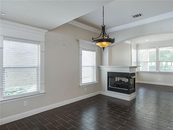 2nd image of 2120 Portwood Way
