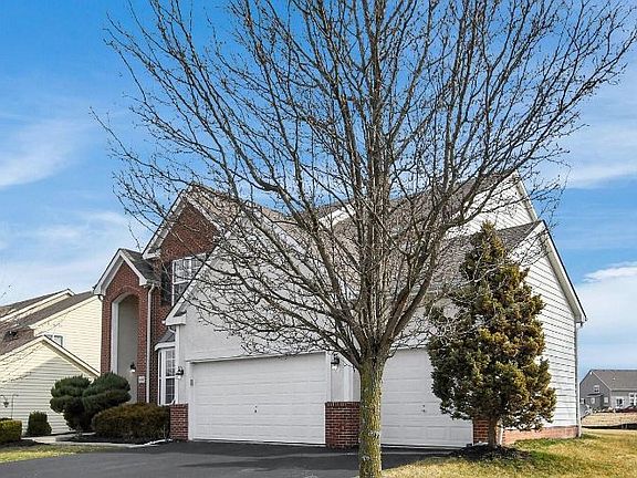 3rd image of 4144 Wyandotte Woods Blvd