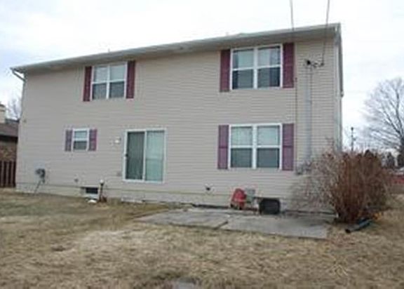 3rd image of 3705 Worchester Dr