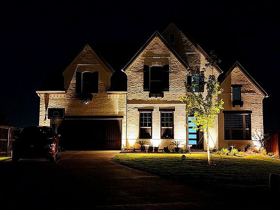 4th image of 2213 Essex Ct