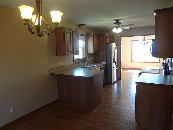 5th image of 2702 Hackberry Dr