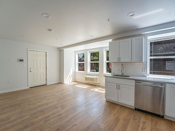 2nd image of 6410 Haverford Ave #1R