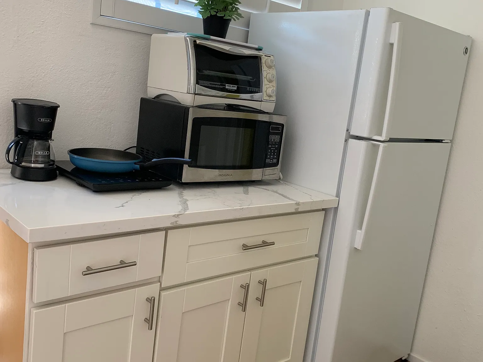 2 bed, 1200 sqft, $2,799 — Photo 4