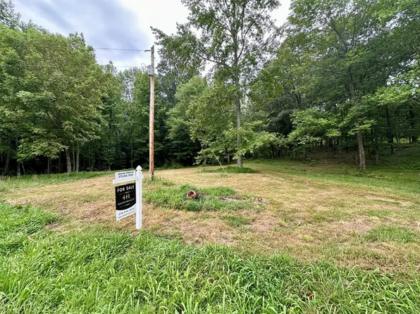800 J D Buchanan Rd, Hanson, KY 42413