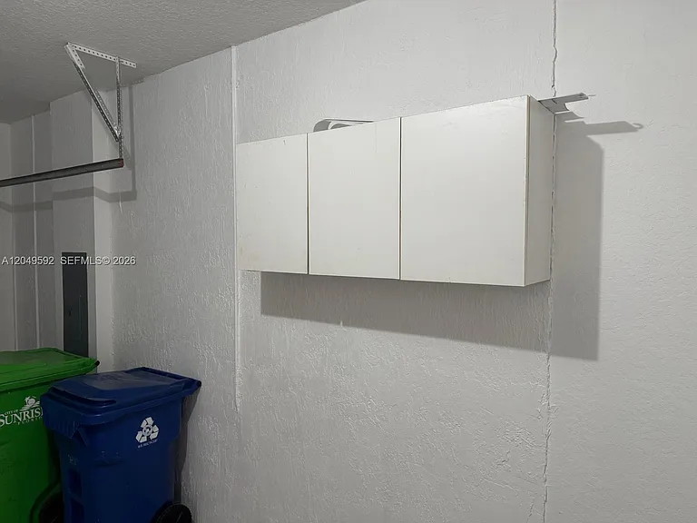 9064 NW 54th St #9064 — Photo 17